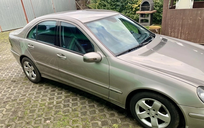 Mercedes-Benz Klasa C cena 15500 przebieg: 318300, rok produkcji 2004 z Kraków małe 79